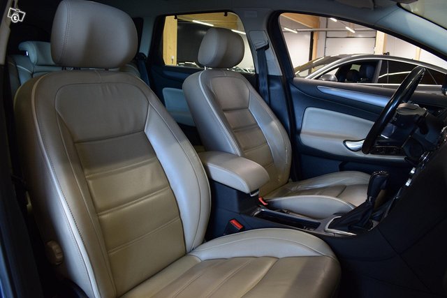 Ford Mondeo 14