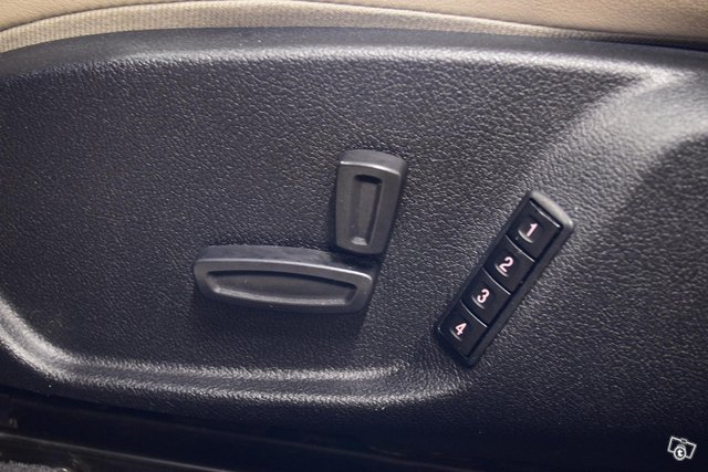 Ford Mondeo 22