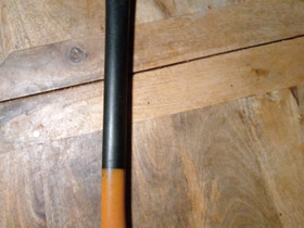 Fiskars kirves, Työkalut, tikkaat ja laitteet, Rakennustarvikkeet ja työkalut, Valkeakoski, Tori.fi Fiskars kirves, Työkalut, tikkaat ja laitteet, Rakennustarvikkeet ja työkalut, Valkeakoski, Tori.fi