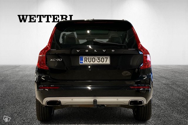 Volvo XC90 6