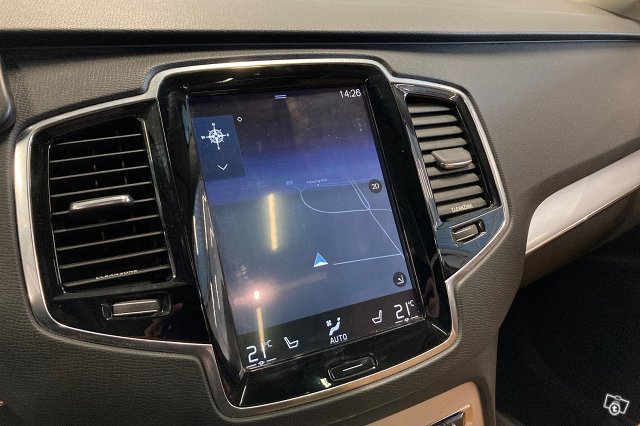 Volvo XC90 22