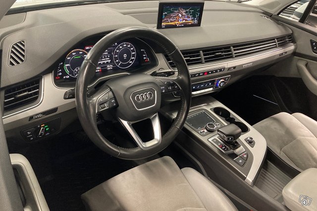 Audi Q7 7