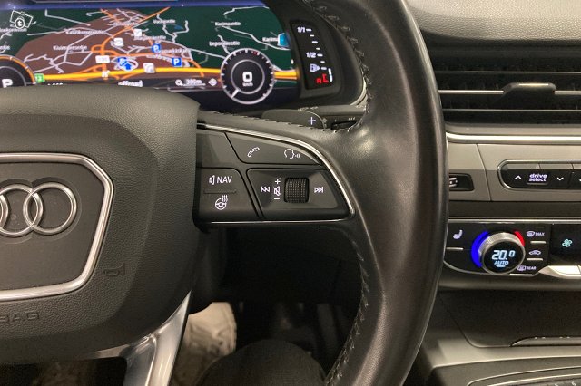 Audi Q7 15