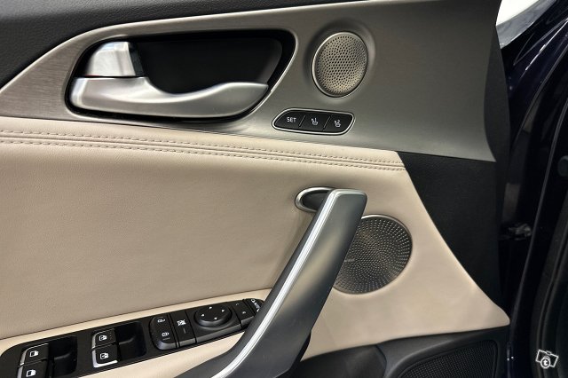 Kia STINGER 14