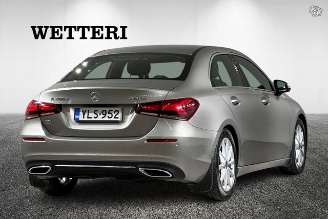 Mercedes-Benz A 5