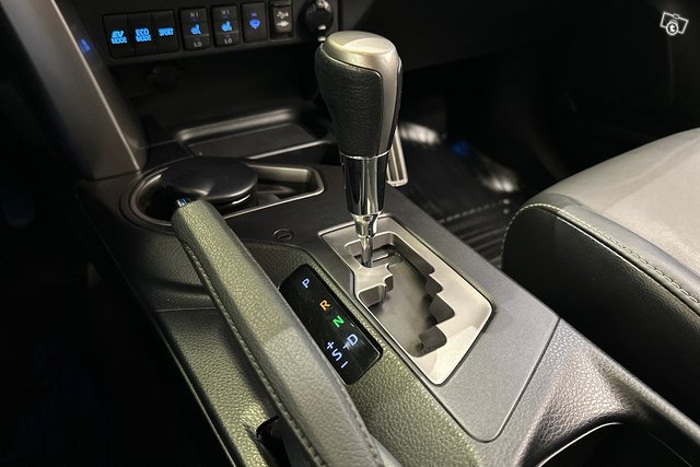 Toyota RAV4 18