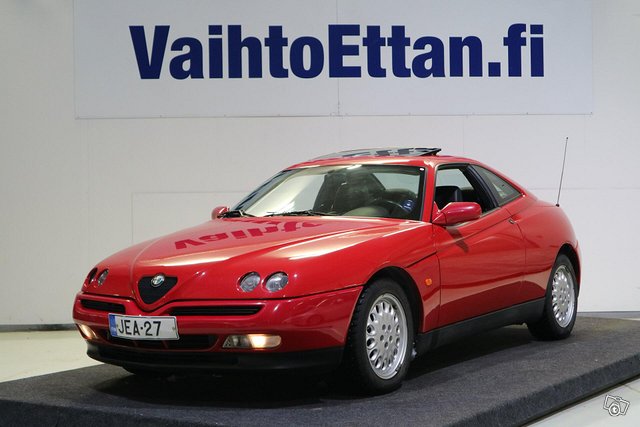 Alfa Romeo GTV 1