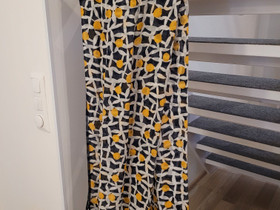 Marimekko huivi, Muut asusteet, Asusteet ja kellot, Oulu, Tori.fi Marimekko huivi, Muut asusteet, Asusteet ja kellot, Oulu, Tori.fi