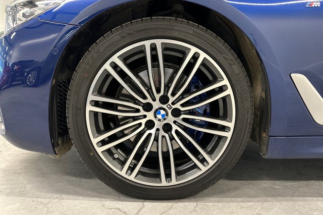 BMW 530 13