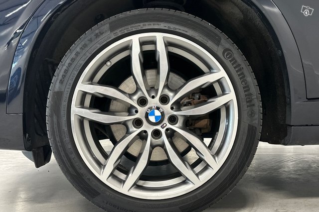 BMW X4 25