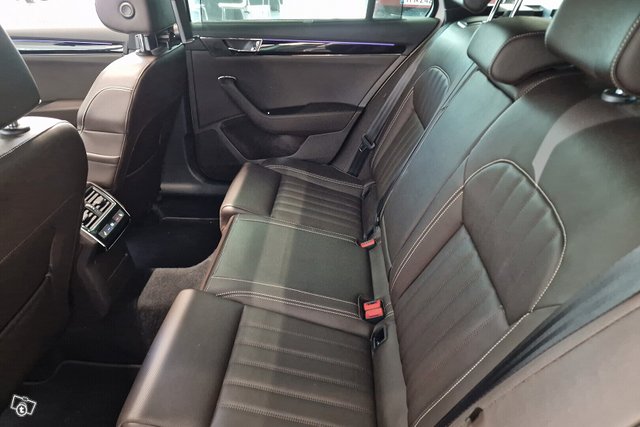Skoda Superb 23