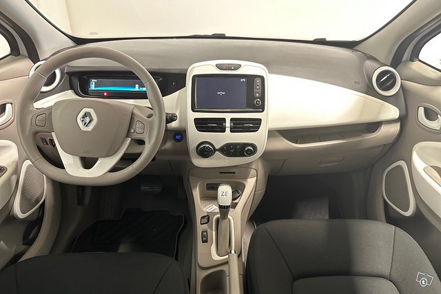Renault ZOE 10