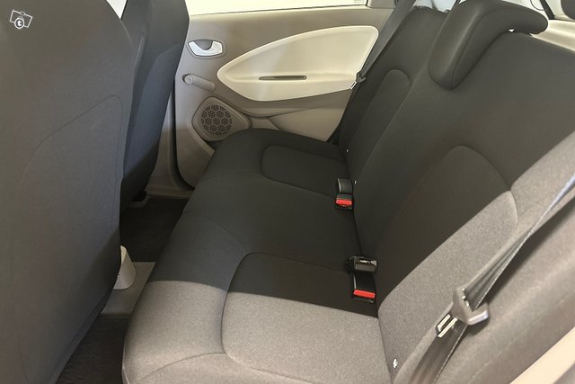 Renault ZOE 11