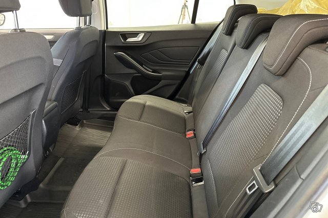 Ford FOCUS 11