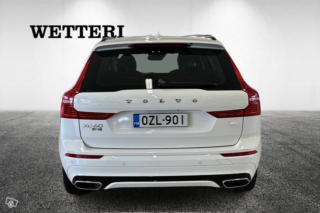 VOLVO XC60 5