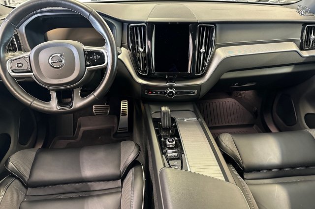 VOLVO XC60 10