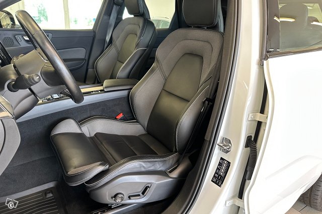 VOLVO XC60 13