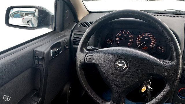 Opel Astra 20