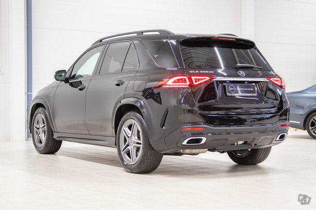 Mercedes-Benz GLE 7