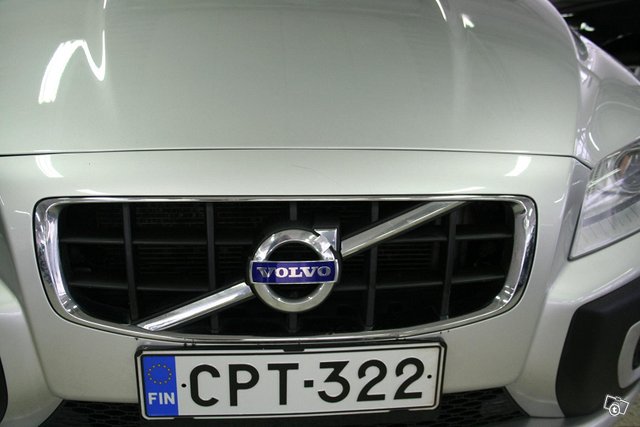 Volvo XC70 15