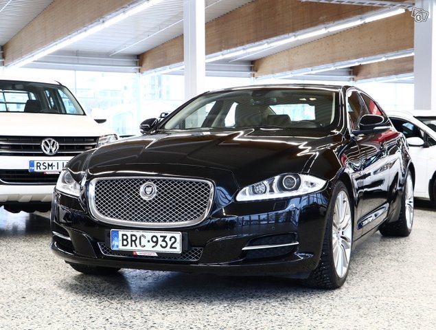 Jaguar XJ 3