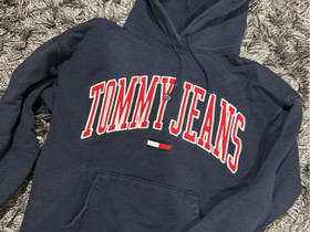 Calvin klein Tommy Jeans, Vaatteet ja kengät, Lohja, Tori.fi Calvin klein Tommy Jeans, Vaatteet ja kengät, Lohja, Tori.fi