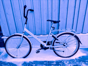 Bike with basket and wintertires, Muut pyörät, Polkupyörät ja pyöräily, Rovaniemi, Tori.fi Bike with basket and wintertires, Muut pyörät, Polkupyörät ja pyöräily, Rovaniemi, Tori.fi