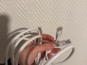 CAT5E pitkä Ethernet -kaapeli, RJ45, Verkkotuotteet, Tietokoneet ja lisälaitteet, Kuopio, Tori.fi CAT5E pitkä Ethernet -kaapeli, RJ45, Verkkotuotteet, Tietokoneet ja lisälaitteet, Kuopio, Tori.fi