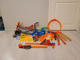 HotWheels autoradan osia, Lelut ja pelit, Lastentarvikkeet ja lelut, Jyväskylä, Tori.fi HotWheels autoradan osia, Lelut ja pelit, Lastentarvikkeet ja lelut, Jyväskylä, Tori.fi