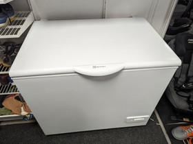 Electrolux arkkupakastin 260l, Jääkaapit ja pakastimet, Kodinkoneet, Lahti, Tori.fi Electrolux arkkupakastin 260l, Jääkaapit ja pakastimet, Kodinkoneet, Lahti, Tori.fi