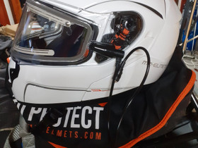 Mt helmets, L59 sähkövisiiri,avattava kypärä, Ajoasut, kengät ja kypärät, Mototarvikkeet ja varaosat, Keminmaa, Tori.fi Mt helmets, L59 sähkövisiiri,avattava kypärä, Ajoasut, kengät ja kypärät, Mototarvikkeet ja varaosat, Keminmaa, Tori.fi
