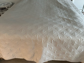 Jenkkisänky 160cm, Sängyt ja makuuhuone, Sisustus ja huonekalut, Joensuu, Tori.fi Jenkkisänky 160cm, Sängyt ja makuuhuone, Sisustus ja huonekalut, Joensuu, Tori.fi