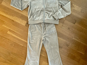 Lindex velourasu 146/152 cm, Lastenvaatteet ja kengät, Lahti, Tori.fi Lindex velourasu 146/152 cm, Lastenvaatteet ja kengät, Lahti, Tori.fi