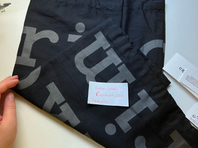 Marimekko musta logokassi, Laukut ja hatut, Asusteet ja kellot, Pelkosenniemi, Tori.fi Marimekko musta logokassi, Laukut ja hatut, Asusteet ja kellot, Pelkosenniemi, Tori.fi