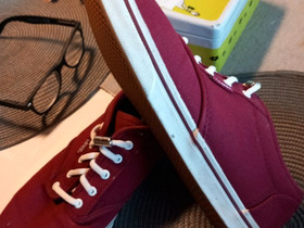 Vans 39, Vaatteet ja kengät, Pieksämäki, Tori.fi Vans 39, Vaatteet ja kengät, Pieksämäki, Tori.fi