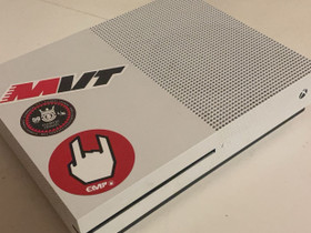 Xbox one s +ohjain, Pelikonsolit ja pelaaminen, Viihde-elektroniikka, Hämeenlinna, Tori.fi Xbox one s +ohjain, Pelikonsolit ja pelaaminen, Viihde-elektroniikka, Hämeenlinna, Tori.fi
