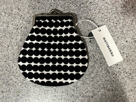 Marimekko räsymatto kukkaro, Muut asusteet, Asusteet ja kellot, Hollola, Tori.fi Marimekko räsymatto kukkaro, Muut asusteet, Asusteet ja kellot, Hollola, Tori.fi