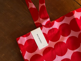 Marimekko hopeametali kangaskassi, Laukut ja hatut, Asusteet ja kellot, Helsinki, Tori.fi Marimekko hopeametali kangaskassi, Laukut ja hatut, Asusteet ja kellot, Helsinki, Tori.fi