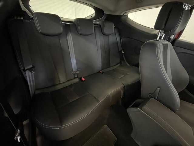 Renault Megane 21