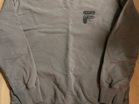 Fila oversized collegepaita, Vaatteet ja kengät, Seinäjoki, Tori.fi Fila oversized collegepaita, Vaatteet ja kengät, Seinäjoki, Tori.fi