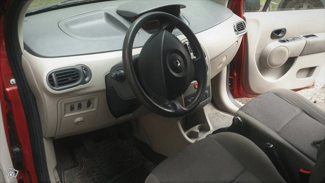 Renault Modus 13