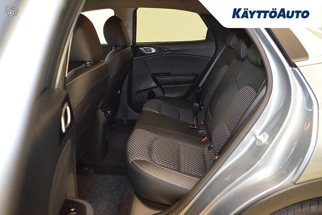 KIA XCeed 7