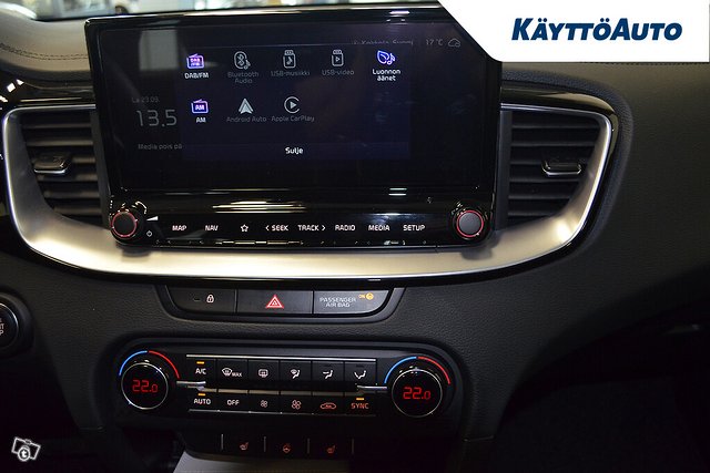 KIA XCeed 10