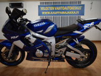 Yamaha R6 -01