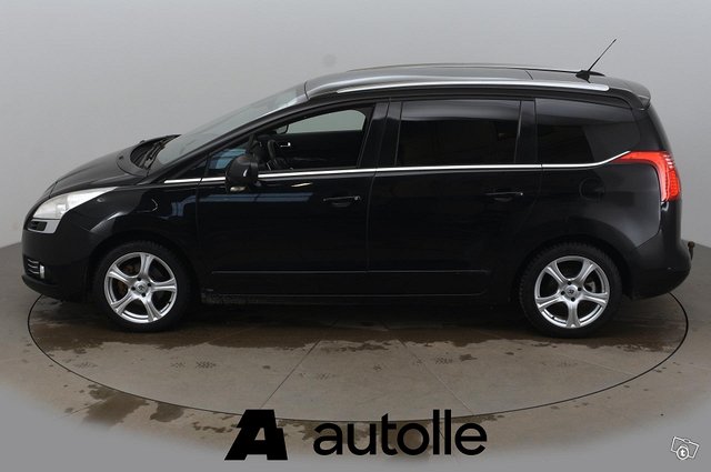 Peugeot 5008 8
