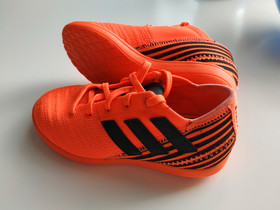 Adidas Nemeziz (melkein uudet) sisäpelikengät, Lastenvaatteet ja kengät, Helsinki, Tori.fi Adidas Nemeziz (melkein uudet) sisäpelikengät, Lastenvaatteet ja kengät, Helsinki, Tori.fi