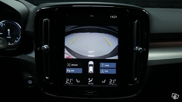 Volvo XC40 7