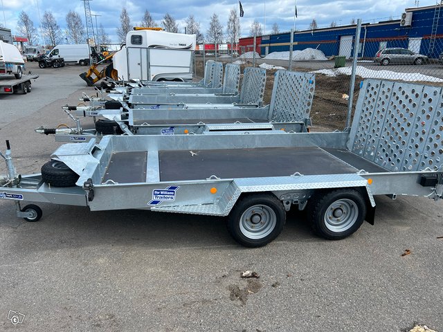 Ifor Williams Commercial trailers 1