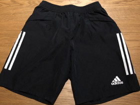 Adidas urheilushortsit, Vaatteet ja kengät, Turku, Tori.fi Adidas urheilushortsit, Vaatteet ja kengät, Turku, Tori.fi
