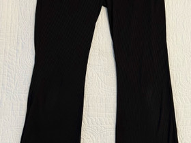 Olohousut joustavaa ribbiä koko L/XL, Vaatteet ja kengät, Espoo, Tori.fi Olohousut joustavaa ribbiä koko L/XL, Vaatteet ja kengät, Espoo, Tori.fi